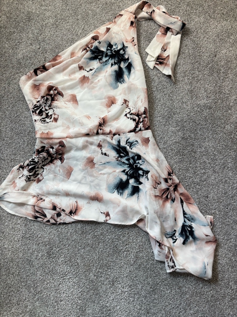 One-Shoulder Floral Top in Blush and Black